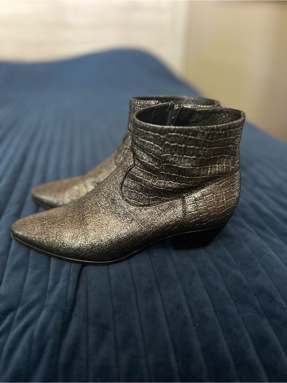 saint laurent Hedi Slimane Wyatt Metallic Silver Croc-Embossed boots